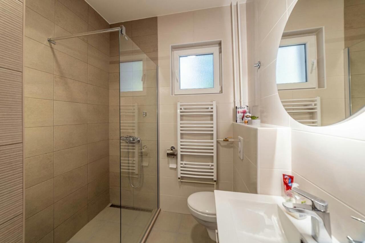 Apartman Danube Lux Νόβι Σαντ Εξωτερικό φωτογραφία