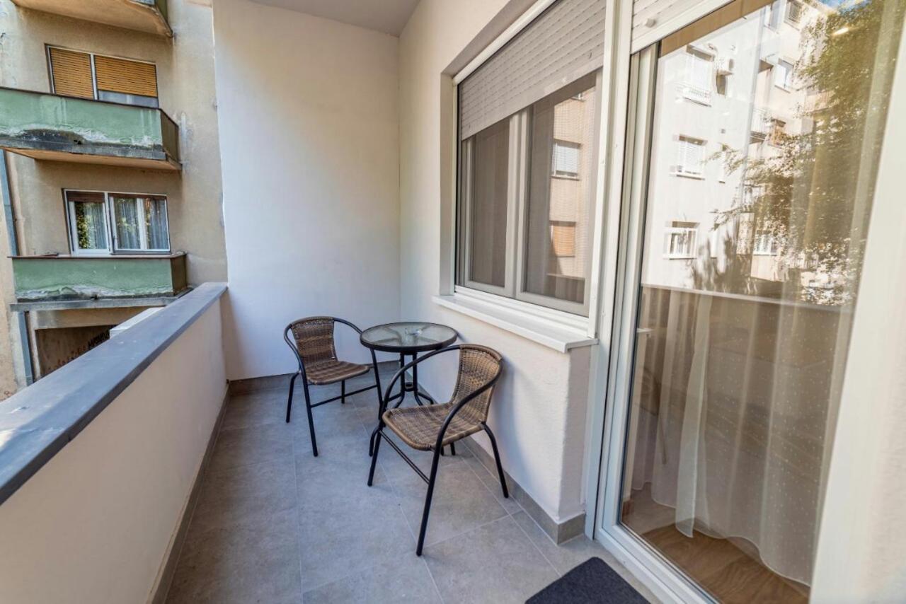 Apartman Danube Lux Νόβι Σαντ Εξωτερικό φωτογραφία