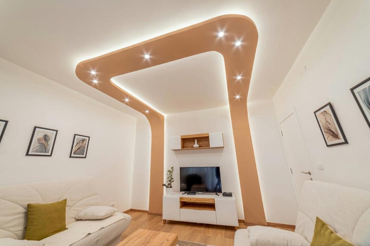 Apartman Danube Lux Νόβι Σαντ Εξωτερικό φωτογραφία